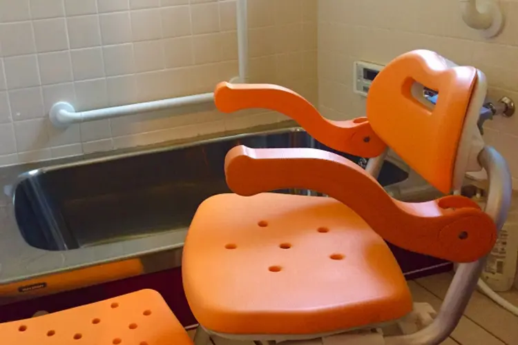 高齢者の入浴時に活用する福祉用具の解説