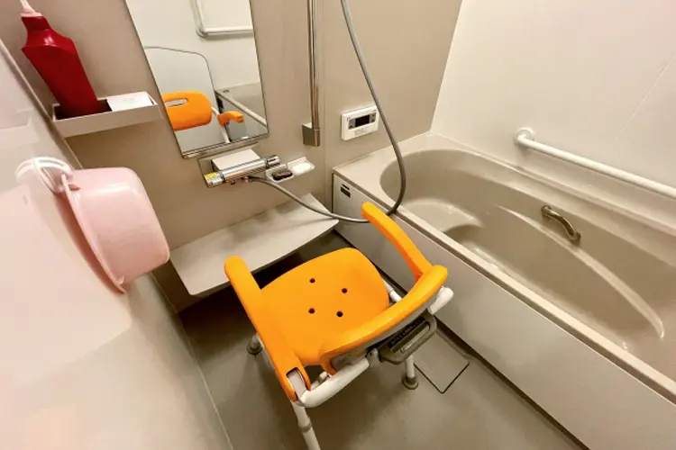 高齢者のお風呂から出られないリスクを想定したお風呂環境を整える解説の画像